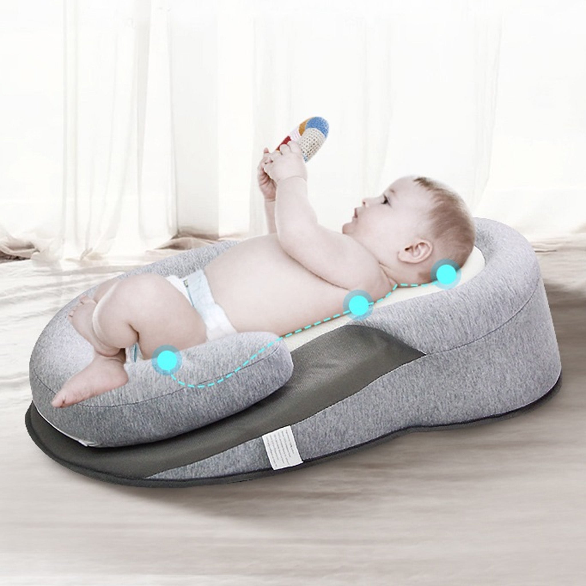 Ergonomische Babyliege