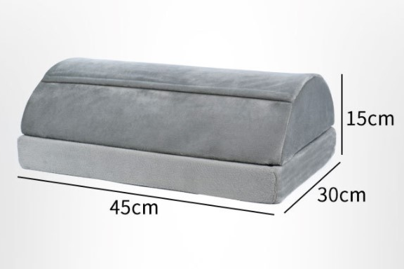 Verstellbare Fußstütze mit warmen Plüschfüßen